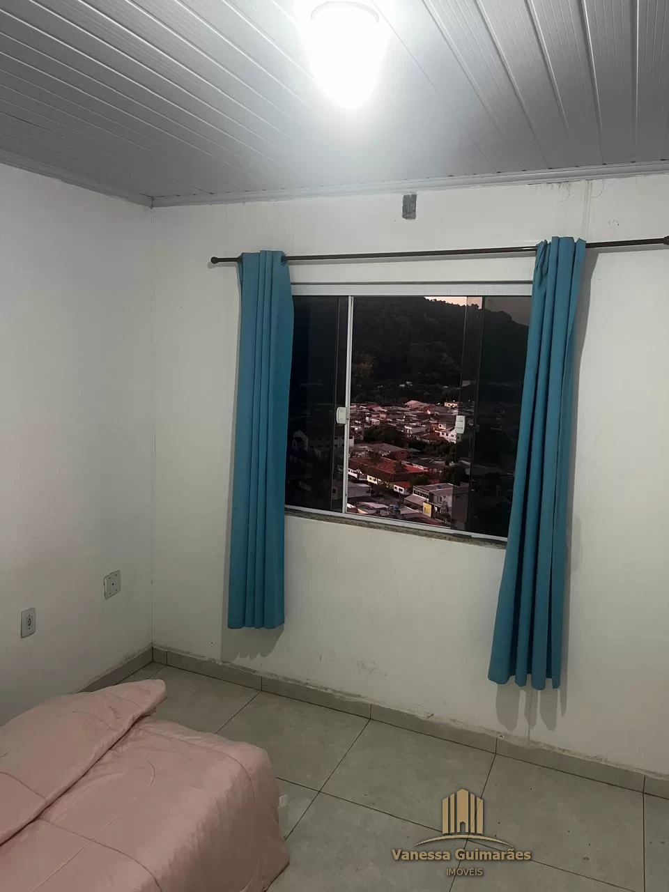 Casas à Venda no Mesmo Terreno – Bairro Santo Agostinho, Volta Redonda/RJ